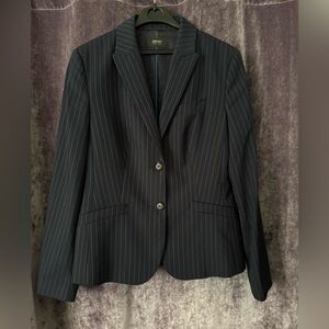 Esprit Women’s Navy Pinstripe Pant Suit – Size US 10